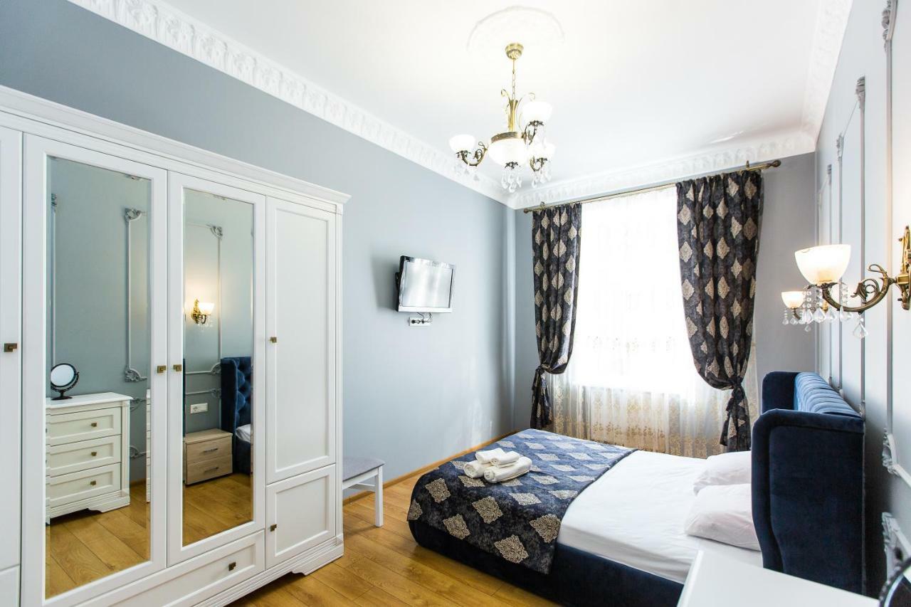Дизайнерська Віп Квартира По Вулиці Куліша 14 Lviv Buitenkant foto