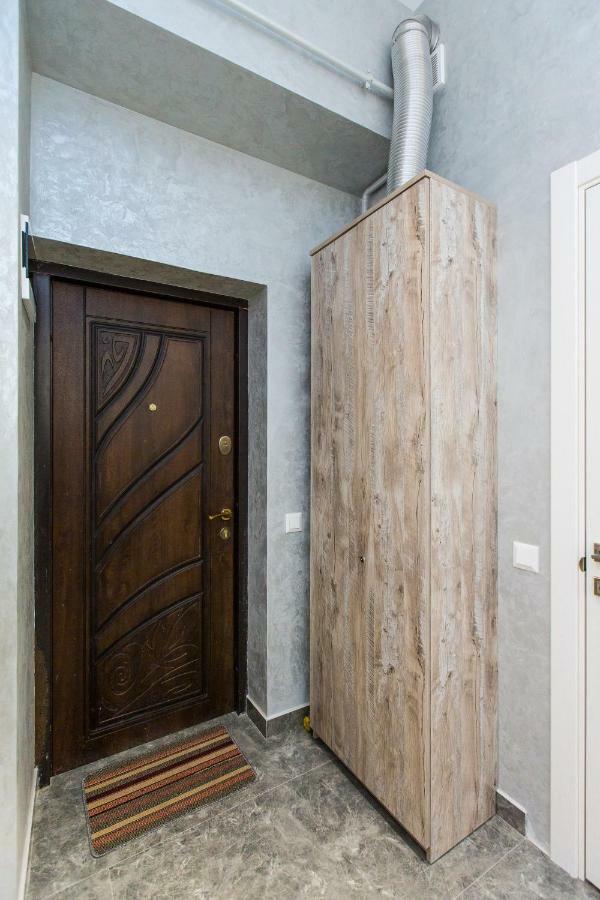 Дизайнерська Віп Квартира По Вулиці Куліша 14 Lviv Buitenkant foto